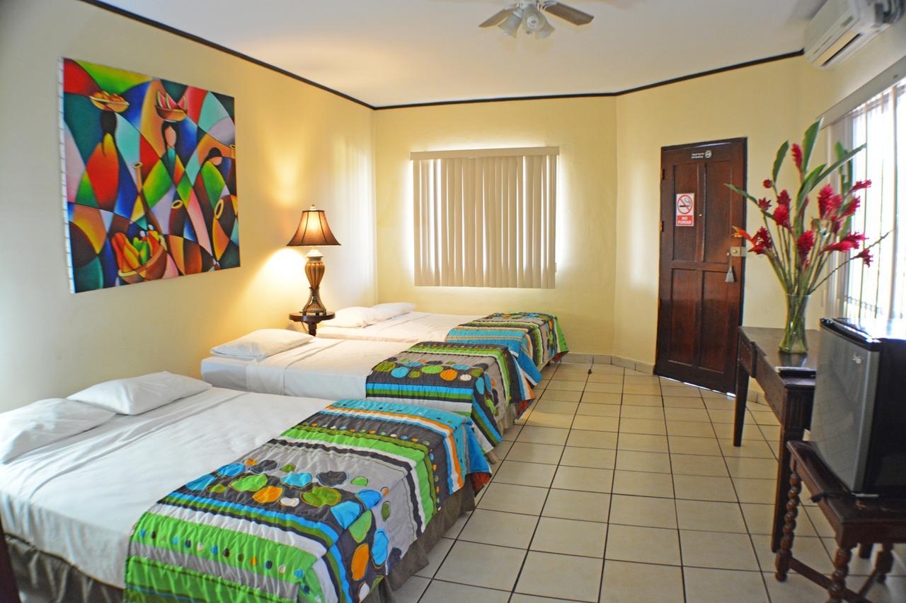 Hotel Los Balcones De צ'יננדגה חדר תמונה