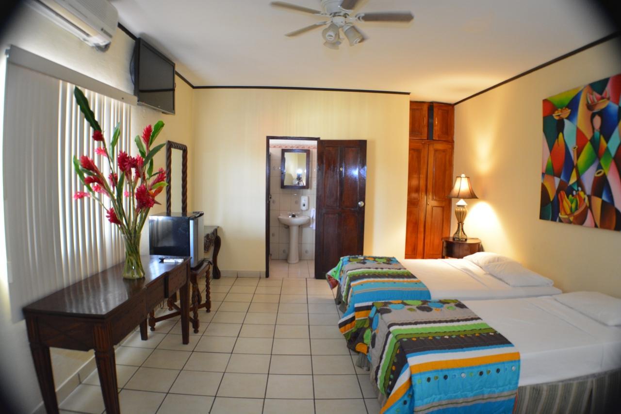 Hotel Los Balcones De צ'יננדגה מראה חיצוני תמונה