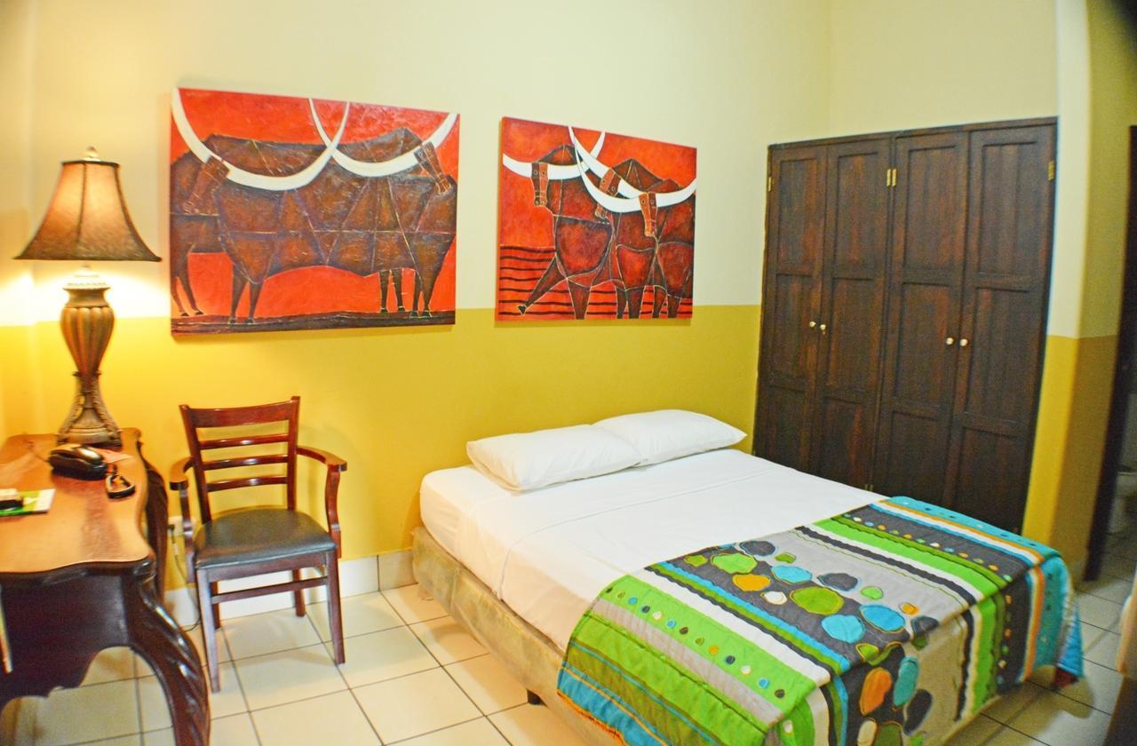 Hotel Los Balcones De צ'יננדגה חדר תמונה
